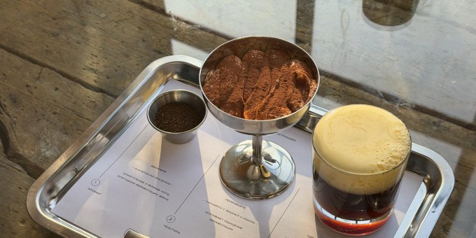 Десерты по 9 рублей в новой «Фабрике десертов» и зимний сет «Откопавшийся» от «Кофе Китчен Ростерс» на 9 кокобаев