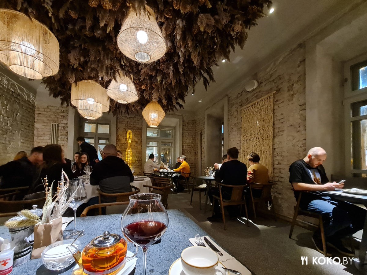 Без понтов и пафоса:  «Имена» - новый ресторан про еду на месте одноимённого бутика - фото - 21