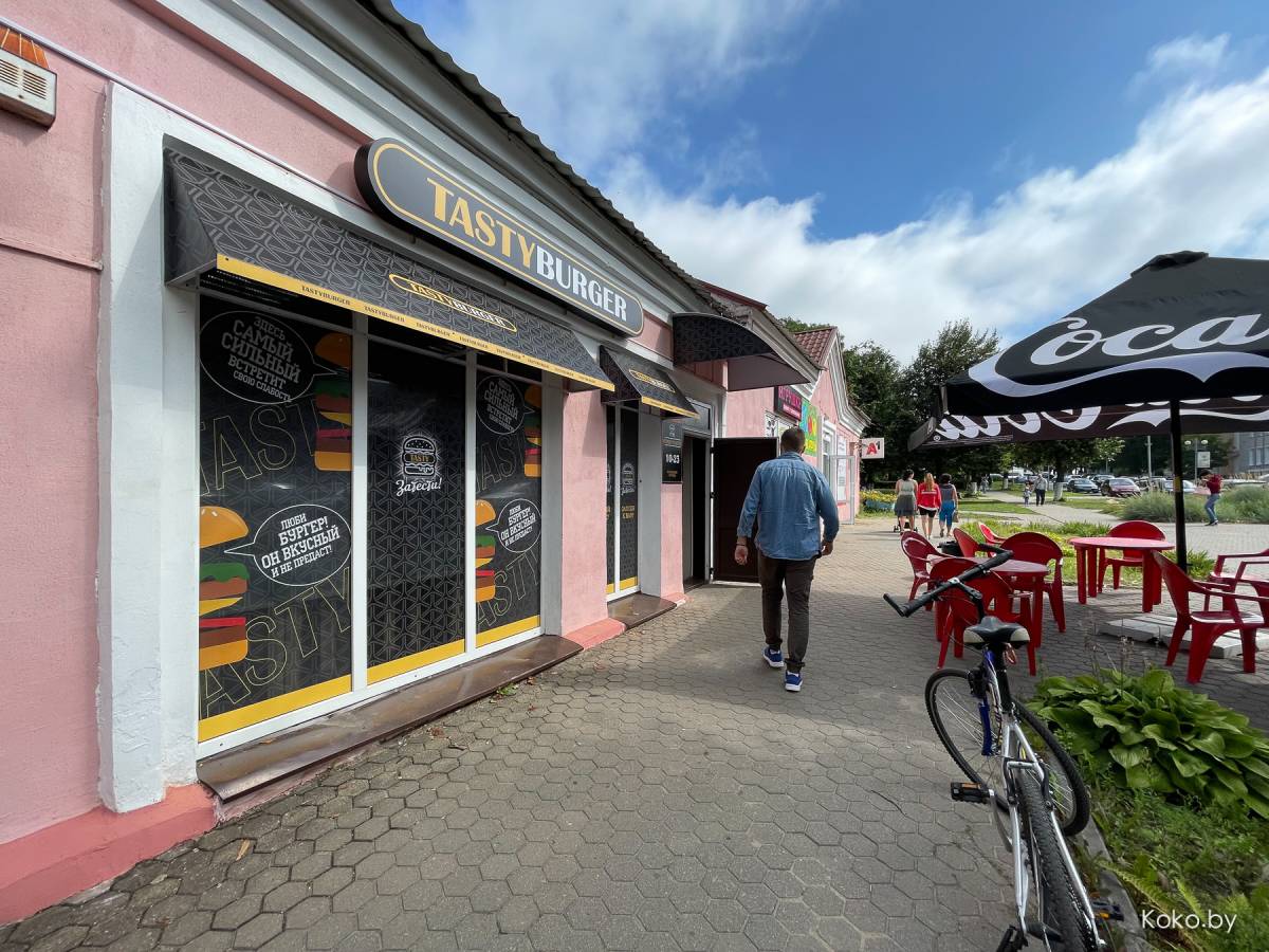 беларусь горки ресторан. позная на ширямова иркутск. новая заря марьина горка лесок. ресторан замок в горках. марьина горка часы.