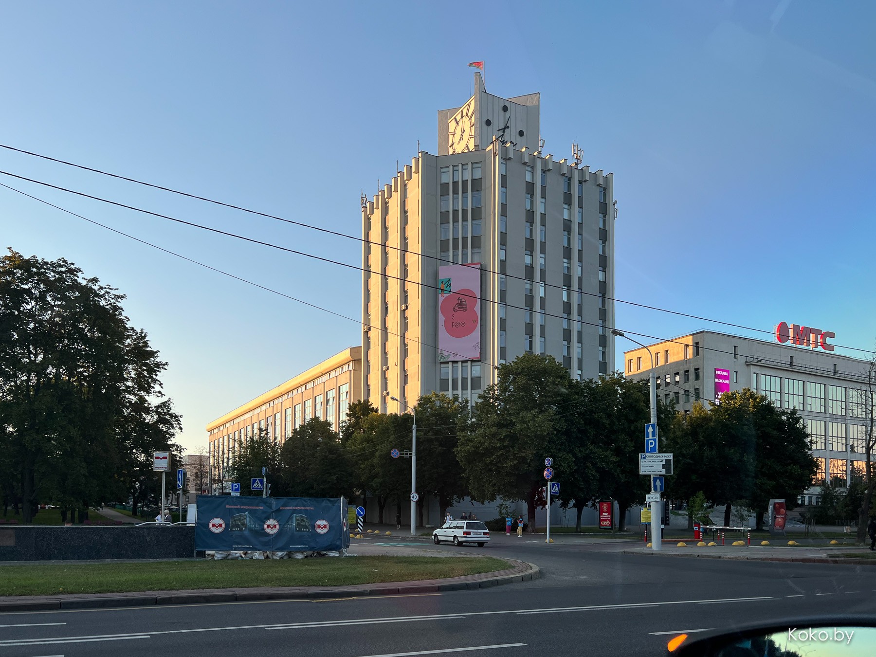 На завод! Сегодня в центре открылась новая локация с едой и песнями «Лучшая улица» - фото - 2