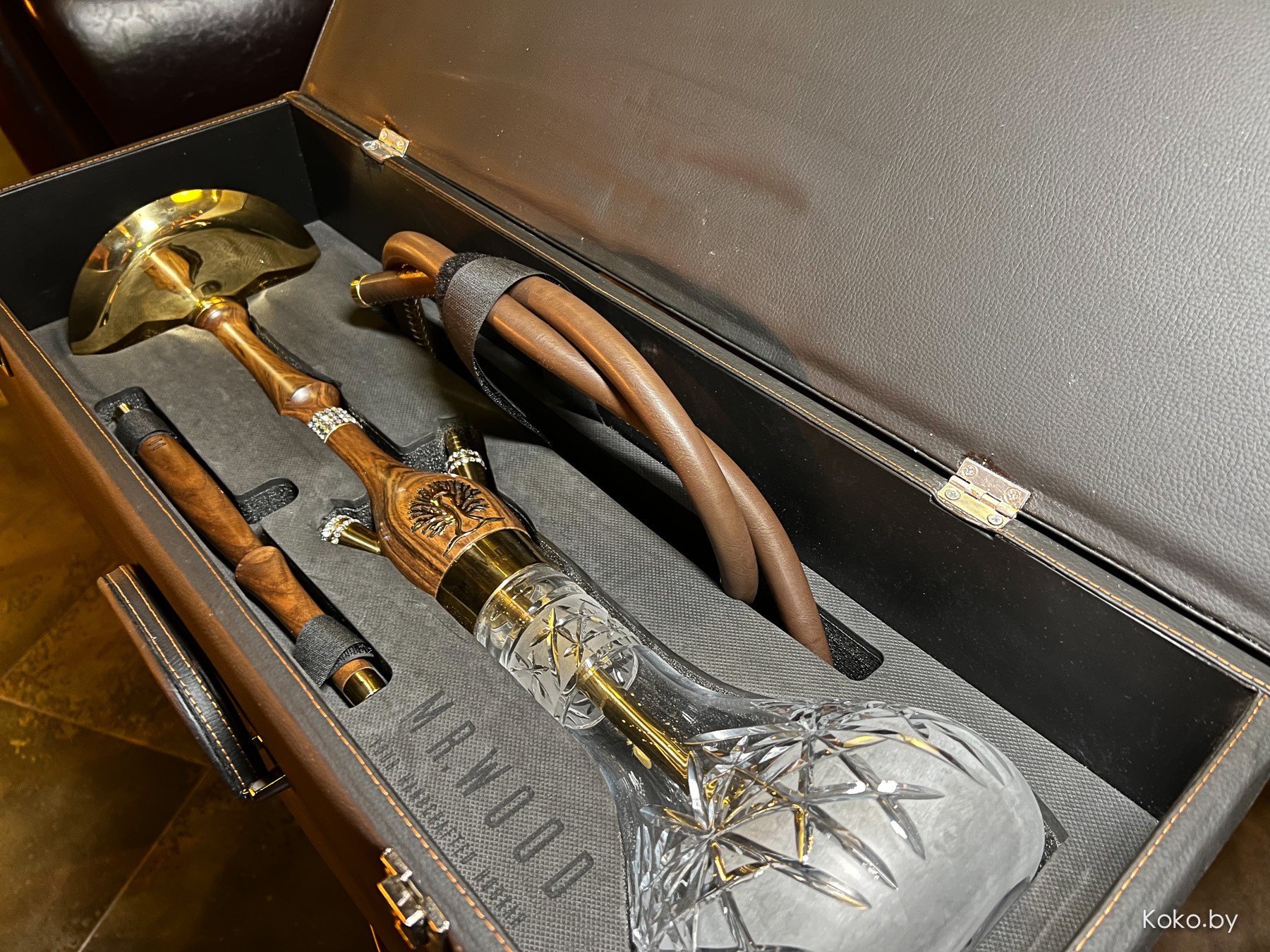 Посмотрел на правила в новом доме дыма «Танжирс Лаунж» в атмосфере сгоревшего особняка с кальянами по 5000€ - фото - 29