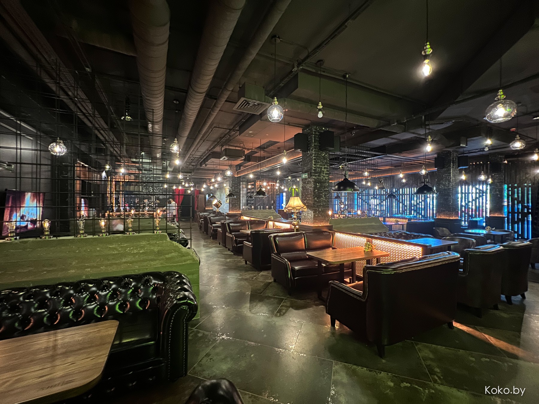 Посмотрел на правила в новом доме дыма «Танжирс Лаунж» в атмосфере сгоревшего особняка с кальянами по 5000€ - фото - 10