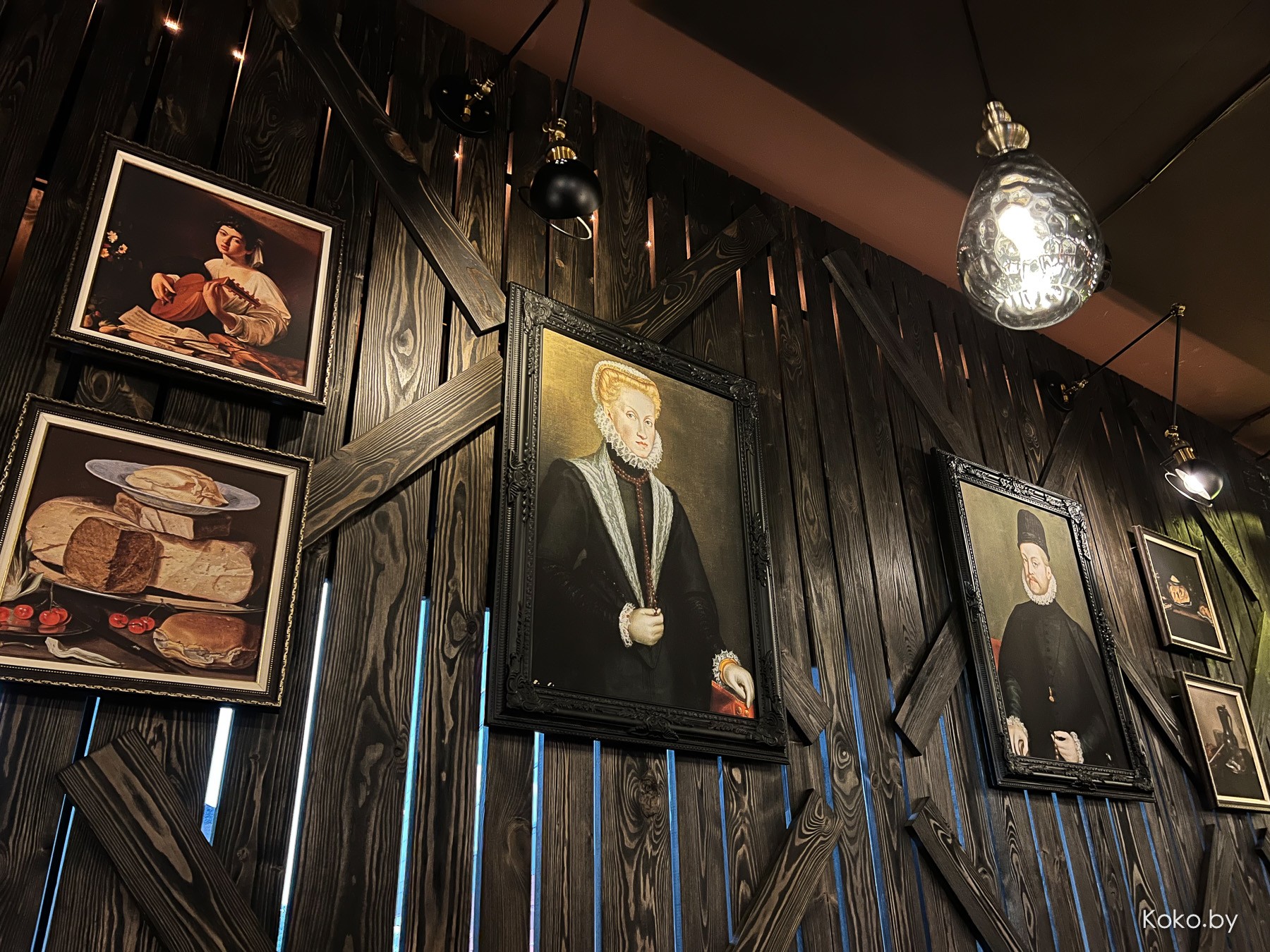 Посмотрел на правила в новом доме дыма «Танжирс Лаунж» в атмосфере сгоревшего особняка с кальянами по 5000€ - фото - 12