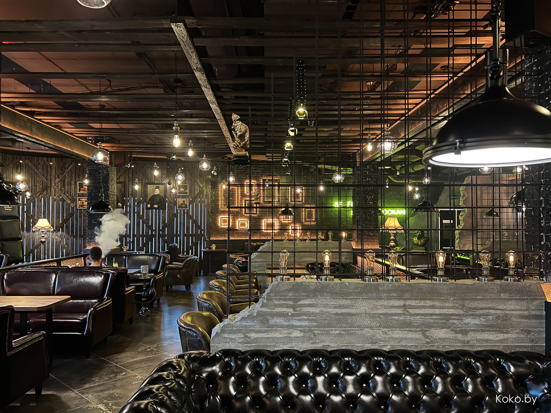 Посмотрел на правила в новом доме дыма «Танжирс Лаунж» в атмосфере сгоревшего особняка с кальянами по 5000€ - фото - 15