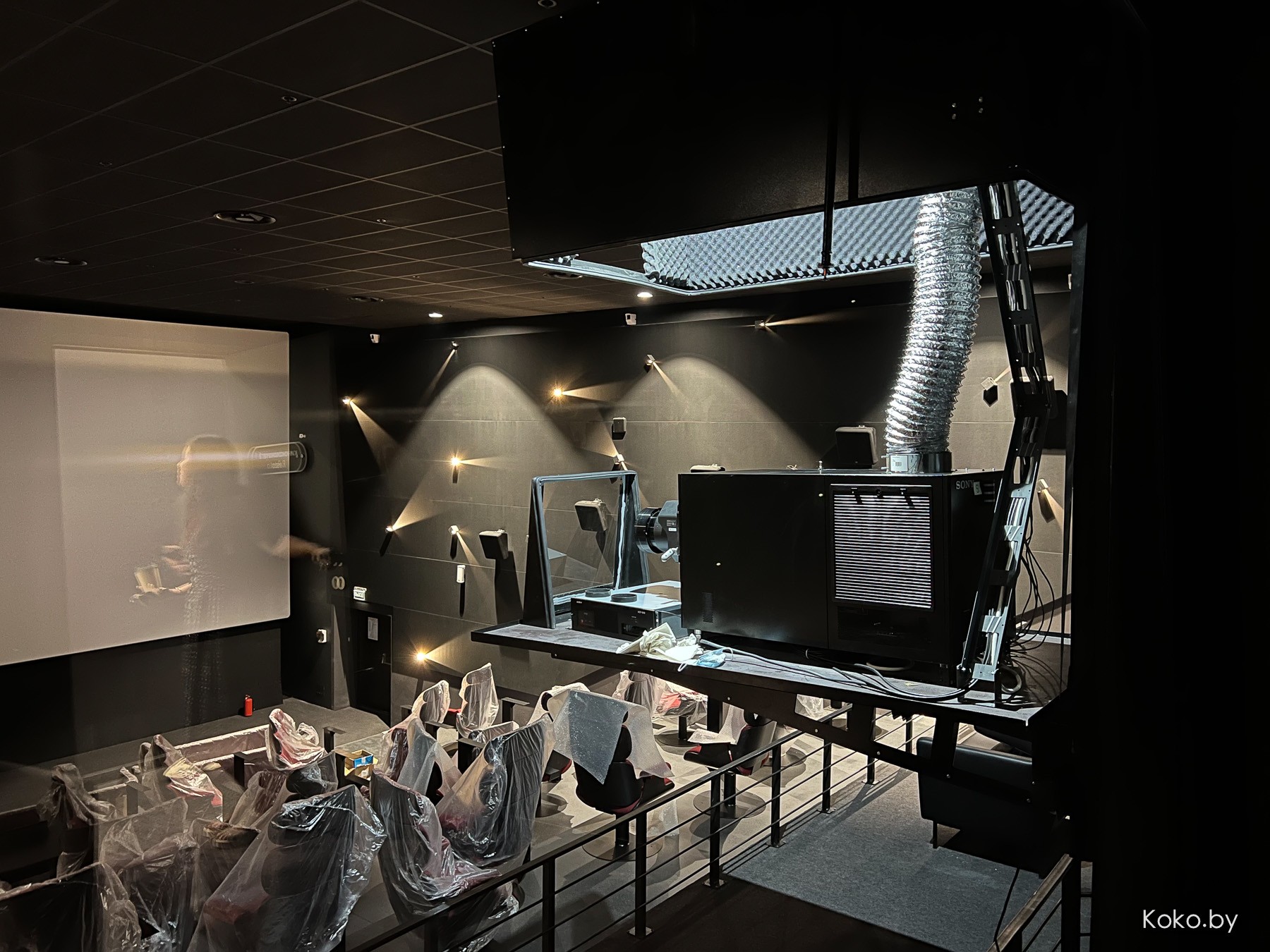 В ТЦ «Палаццо» как и обещали, открыли крутейший кинотеатр «mooon», но что там про «IMAX»? - фото - 36