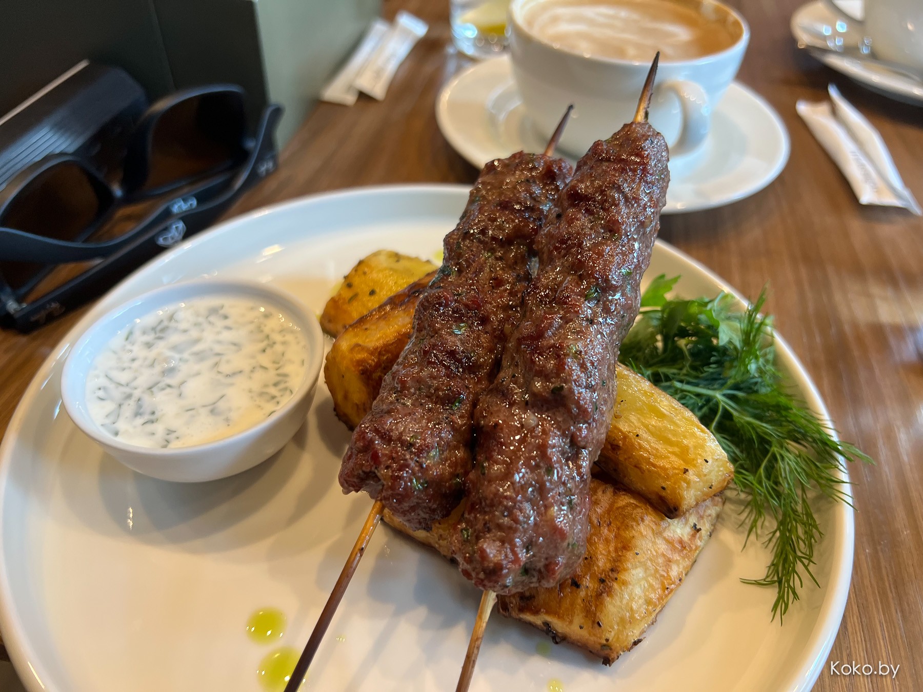 Проверяем, смогут ли приготовить по-человечески мясо в новом гриль-баре «Компания» - фото - 14