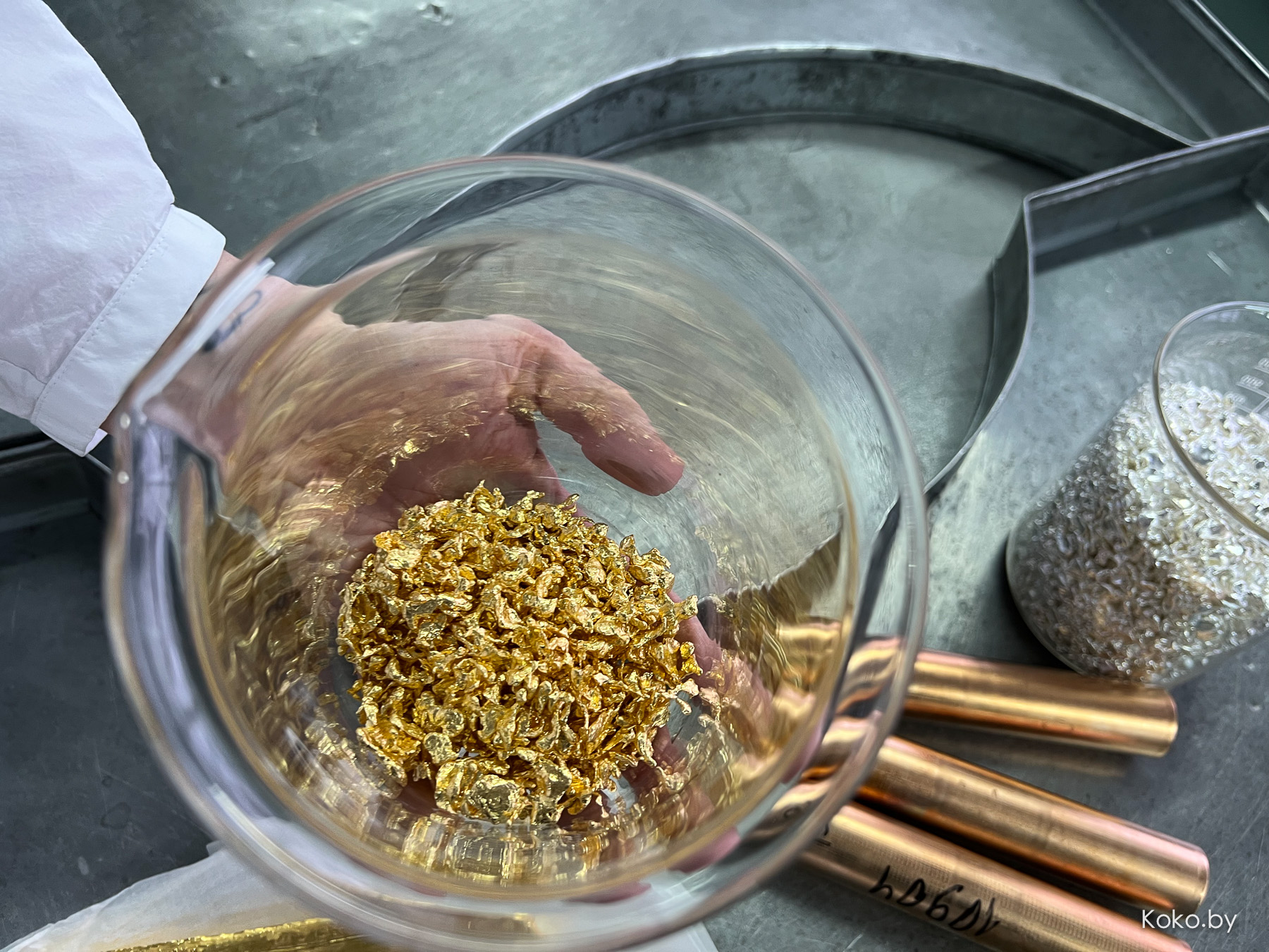 Сходили на экскурсию, чтобы посмотреть как появляются на свет ваши кольца и серёжки на ювелирном заводе «ZORKA» - фото - 55