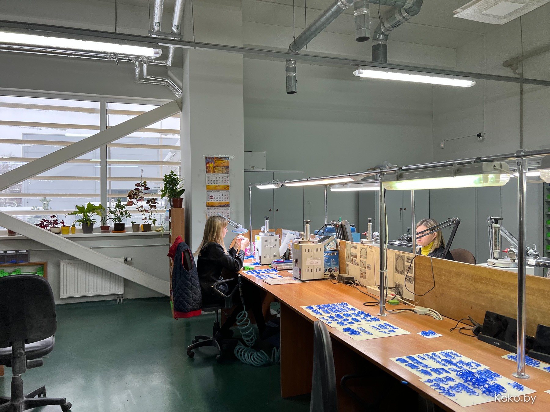 Сходили на экскурсию, чтобы посмотреть как появляются на свет ваши кольца и серёжки на ювелирном заводе «ZORKA» - фото - 18