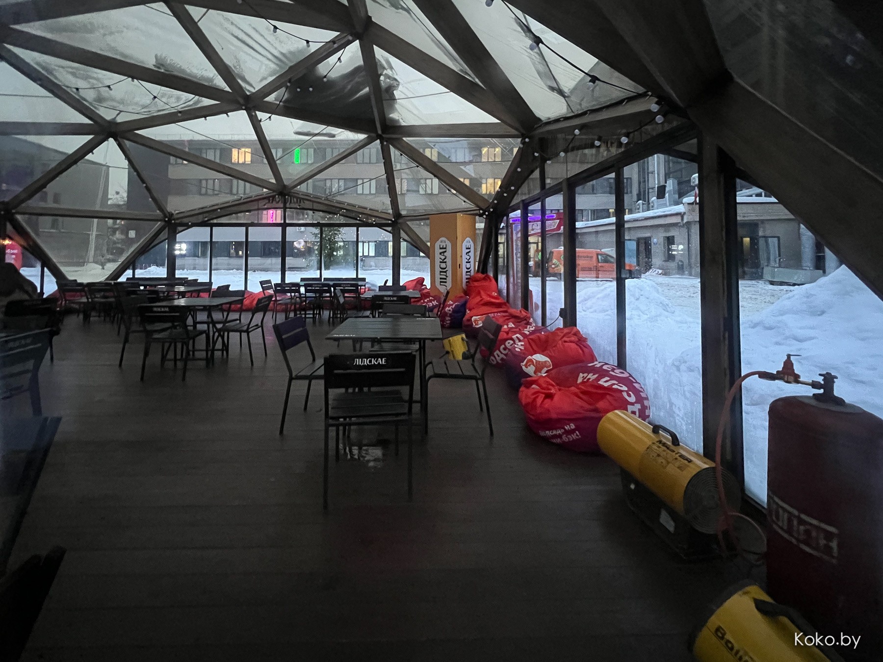 Куда сходить вечером? Прошлись по новогодним ярмаркам, посмотрели цены, попили глинтвейн - фото - 55