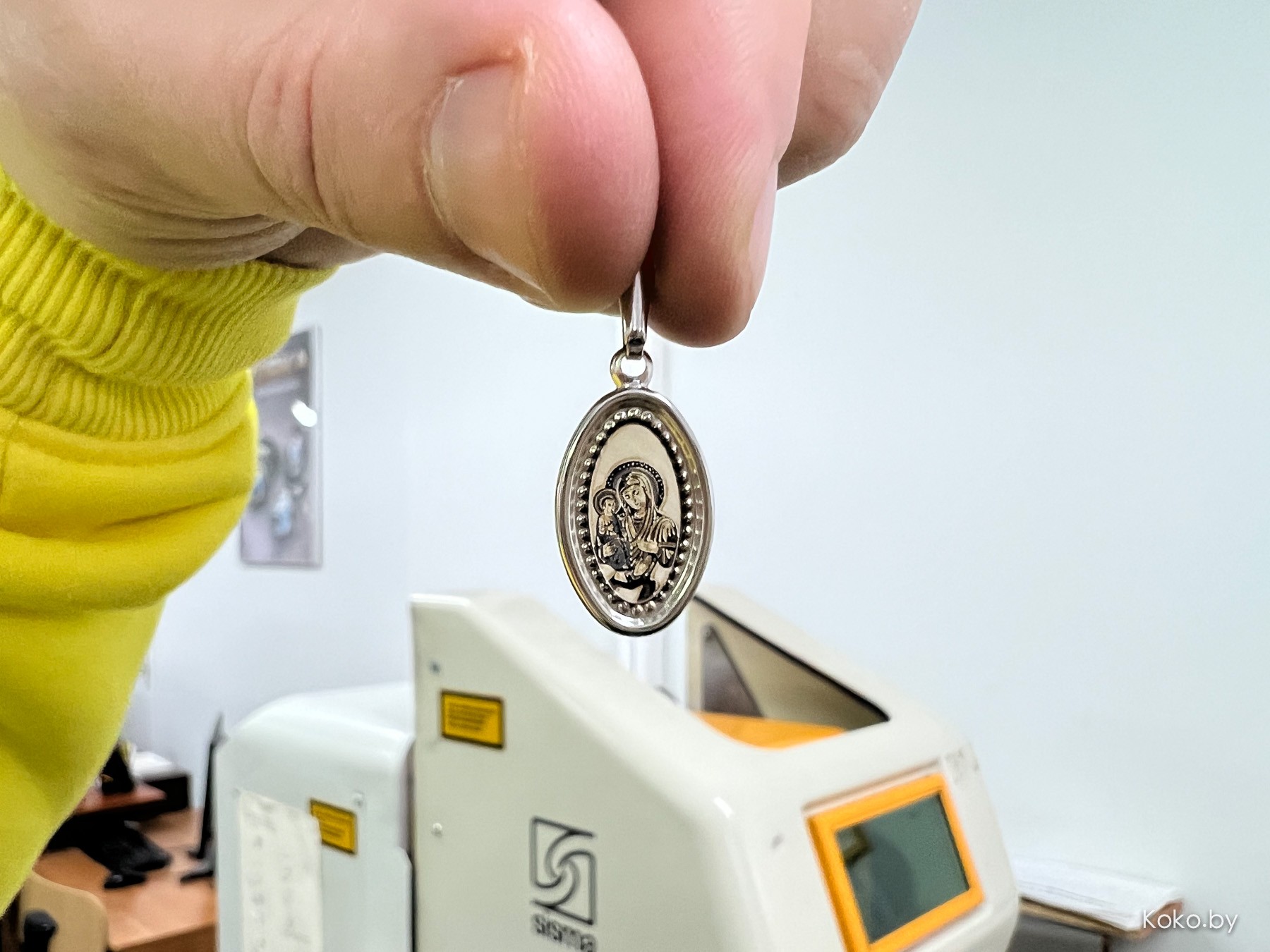 Сходили на экскурсию, чтобы посмотреть как появляются на свет ваши кольца и серёжки на ювелирном заводе «ZORKA» - фото - 35