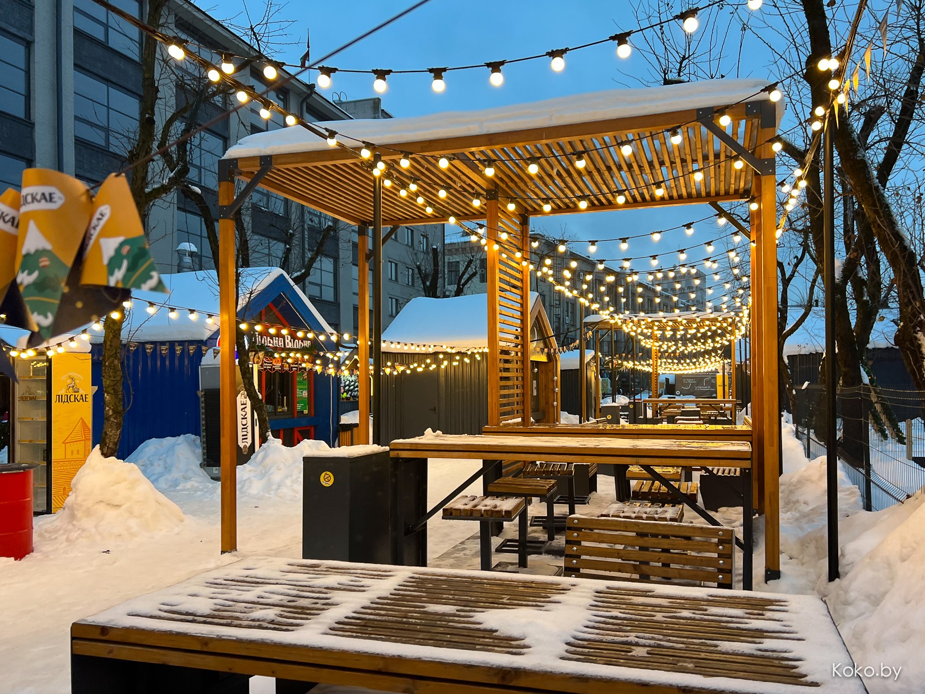 Куда сходить вечером? Прошлись по новогодним ярмаркам, посмотрели цены, попили глинтвейн - фото - 65