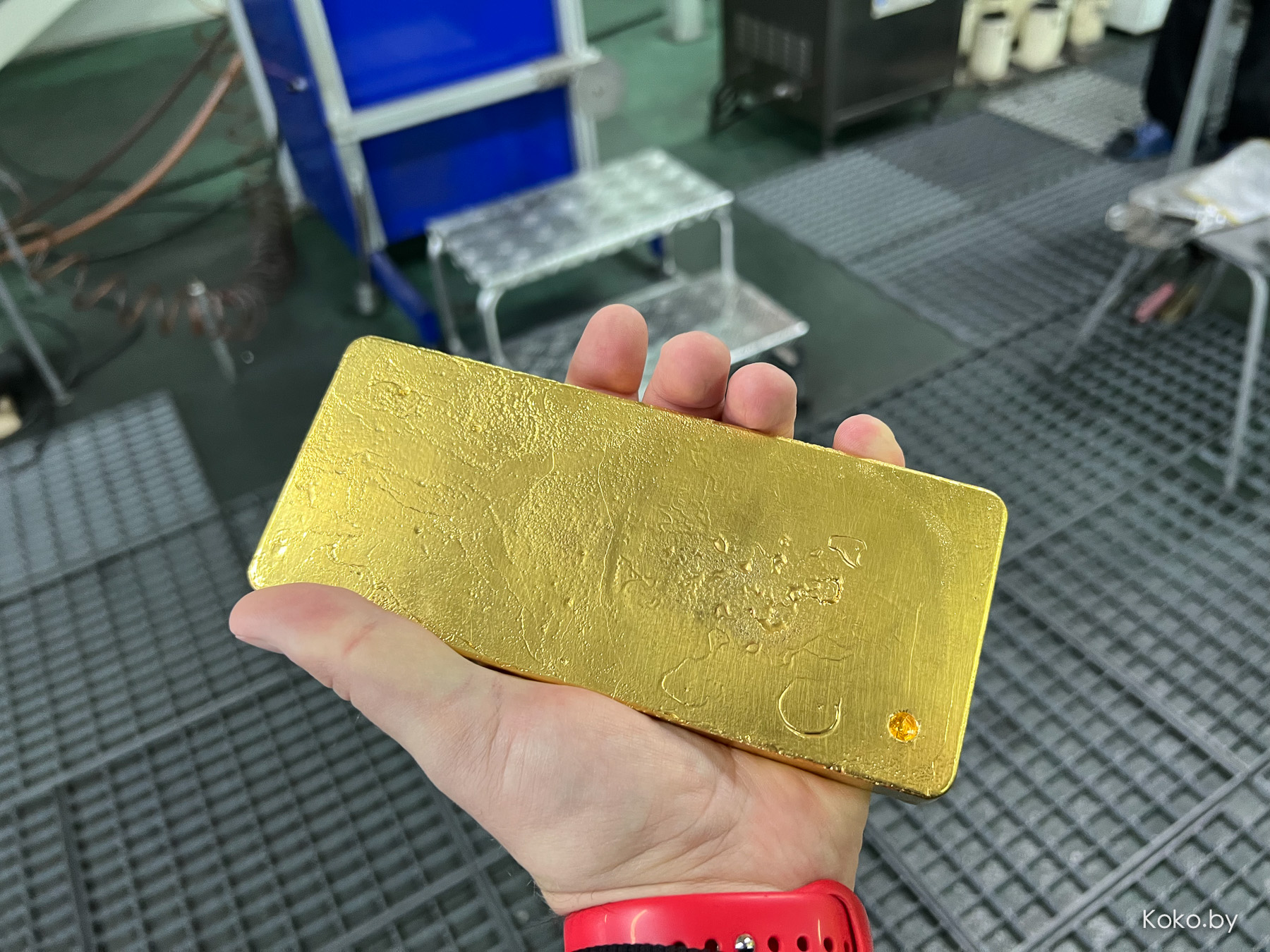 Сходили на экскурсию, чтобы посмотреть как появляются на свет ваши кольца и серёжки на ювелирном заводе «ZORKA» - фото - 53