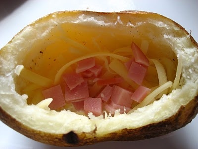 Закуски: Яйцо чучела запеченный картофель