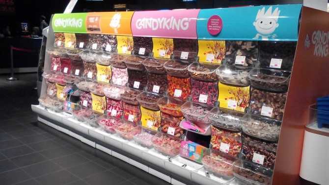 Instagram: Сладости близ кинотеатра Akropolis