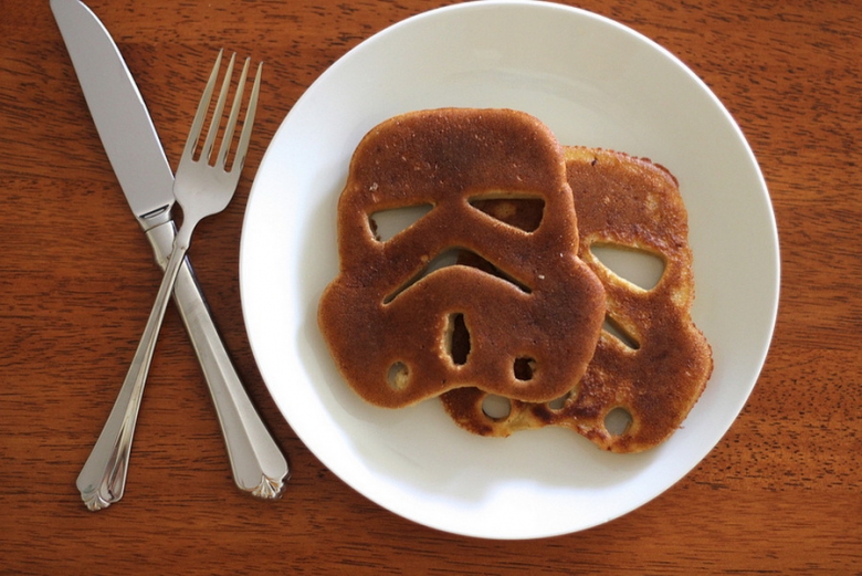 Видео: Блинчики в стиле Звёздных войн