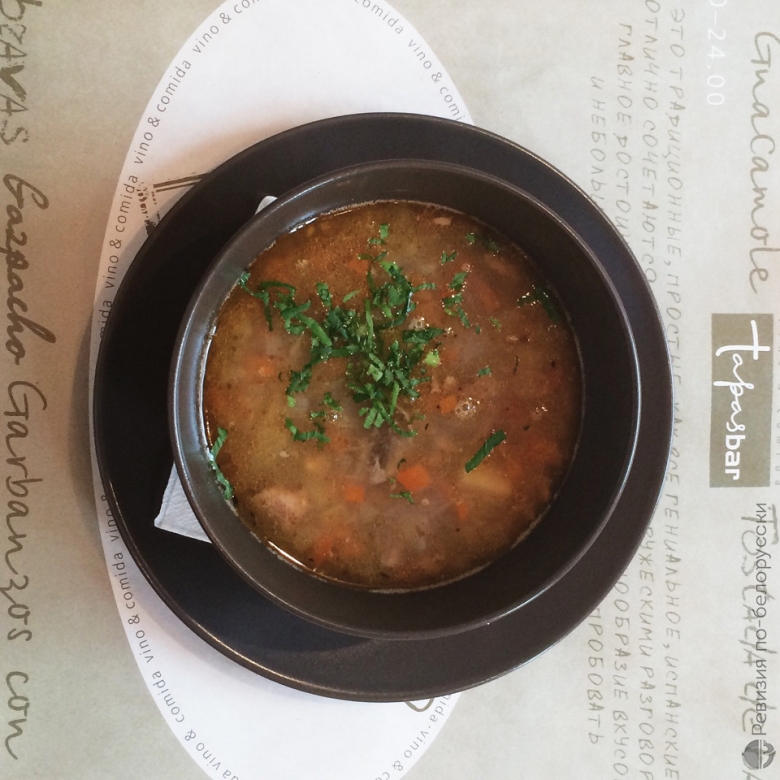 Кафе-бар «Tapas Bar (Тапас бар)». Ревизия и Citydog проверяют испанскую кухню в Минске