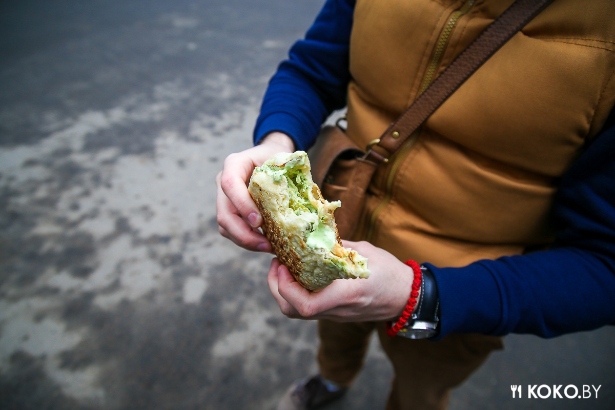 Заведения: Пробуем шаурму, мясо для которой было приготовлено на диком огне