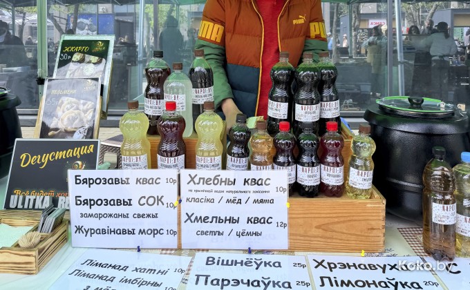 Манифест - галерея 22