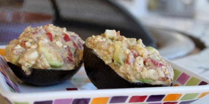 Какие салаты можно приготовить без яиц в микроволновке?