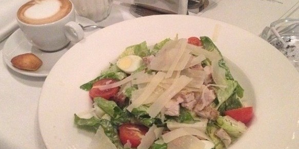 Наилучший "Цезарь" в Минске - кафе «Bistro de Luxe»