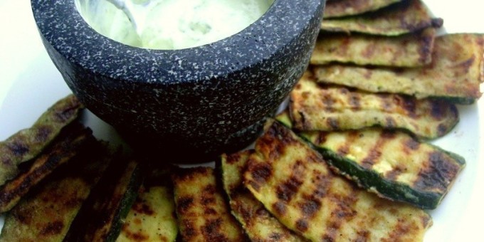 Жареный цукини + сметанно-чесночный соус