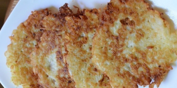 Вкусные тонкие картофельные блинчики на Масленицу