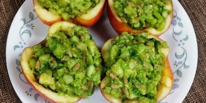 3 рецепта салатов из яблок