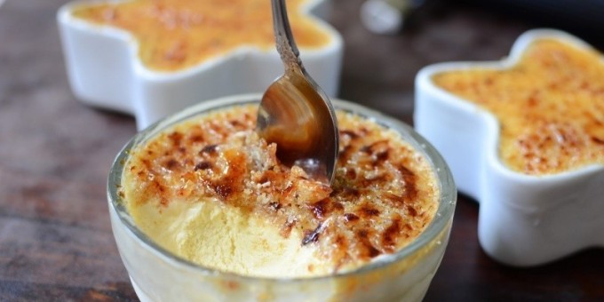 Домашнее мороженое на коньяке «крем-брюле»