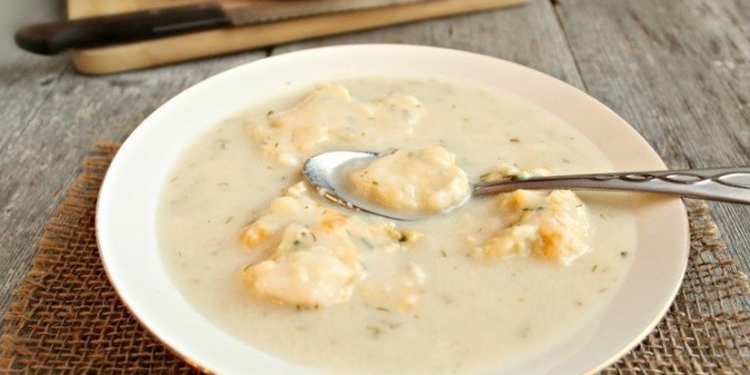 Густой куриный крем-суп со сливками