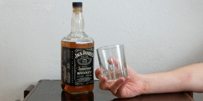 Есть ли разница между Jack Daniels и Jim Beam? Давай выбирай