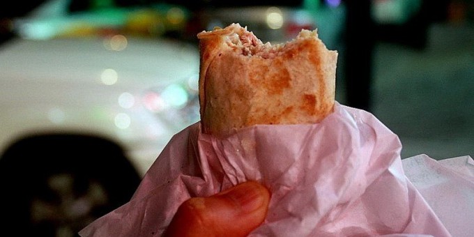 Секрет фирмы: в каком из «Миражей» самая большая шаурма