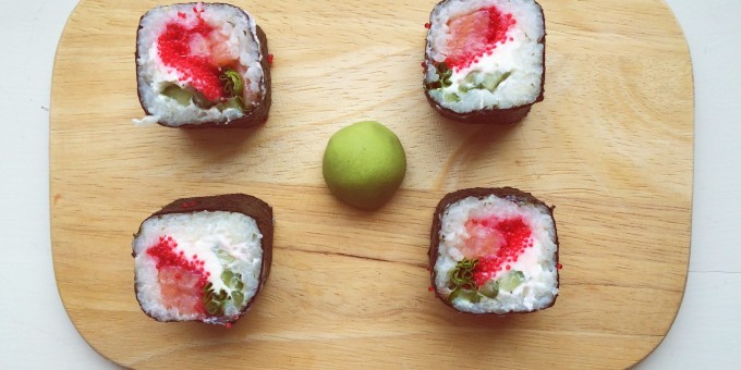 Кто нам лепит суши: знакомство с поваром из проверенного «Златогорского»