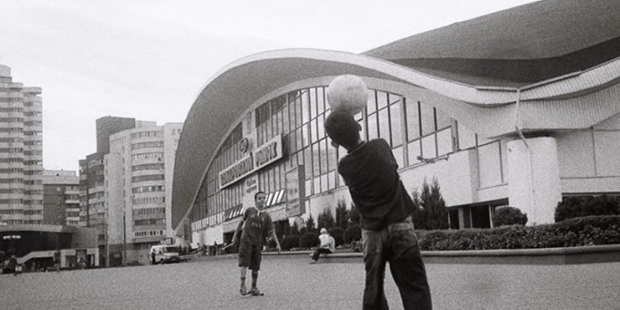 У Комаровкого рынка появился живой аккаунт в Instagram