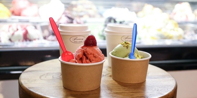 Как готовят домашнее итальянское мороженое в кафе «Marconi»