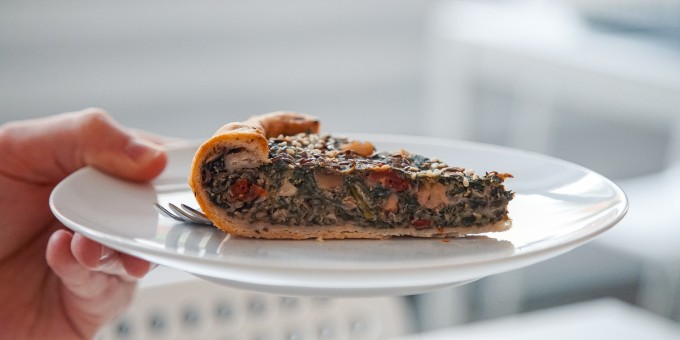 Первая «Новая Столовая» для тех, кто боится мяса, сахара и любит полезные десерты