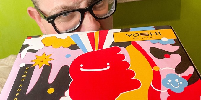 Не без волнения тестим новую доставку суши премиум сегмента под именем «Ёши»