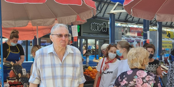 Давай «Жуй» пинсу! На Комаровском рынке молодые рестораторы открыли стрит-фуд