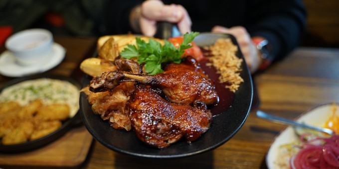 Когда хочется еды домашней, но не дома. Тестим загородное кафе «Будзьма»