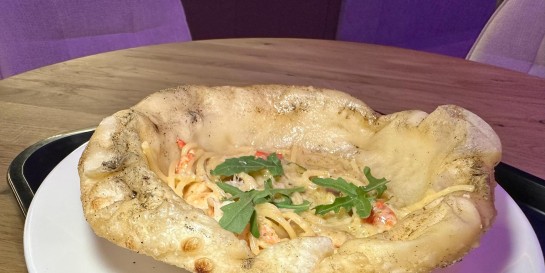 Что делать, когда всё надоело! Может пасту в пицце, рыбный барбекю на компанию или гору из коктейлей затестить?