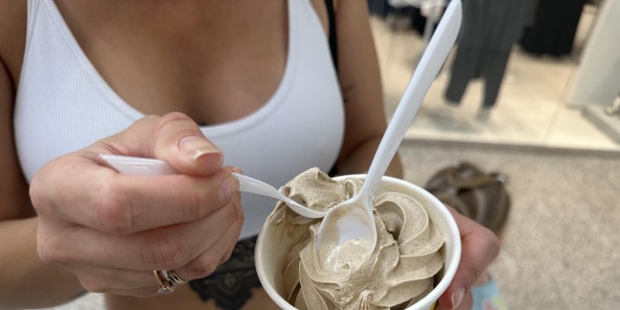 Сегодня в «Экспобеле» открывается новая точка «Беларускае марожанае». Детей угощают бесплатно!