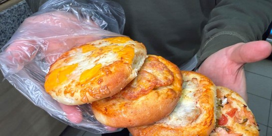 Первая в столице смаженная «Смажка» по рецептам кировских мастеров. Выбирай любую начинку - плати 2,90 рубля