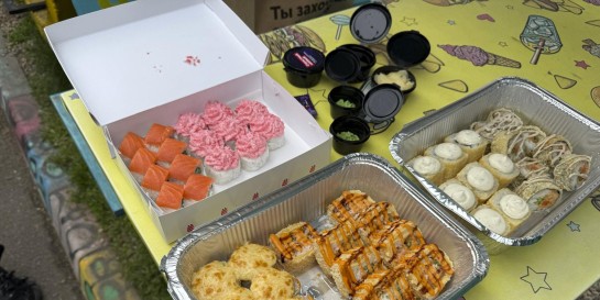 Из чего ты сделан сет роллов «Суки Ё» за 65 рублей от скандальной доставки суши «Ёбидоёби» уже в Минске