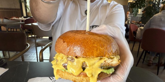 Чем себя побаловать в Гродно, кроме знаменитых пельменей и где ест вкуснейшие суши золотая молодёжь города