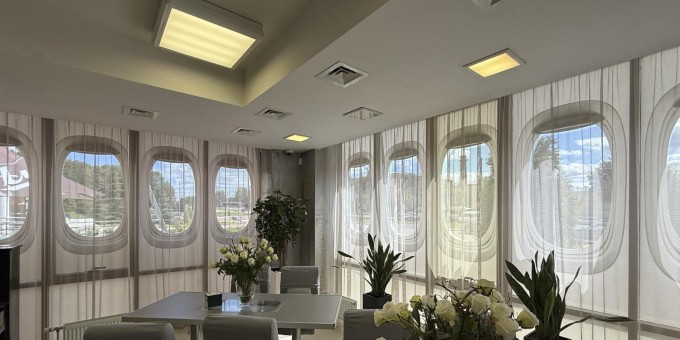 Сколько стоит пообедать, как пилот в новом тематическом кафе «Авиатор» от Первого национального аэропорта