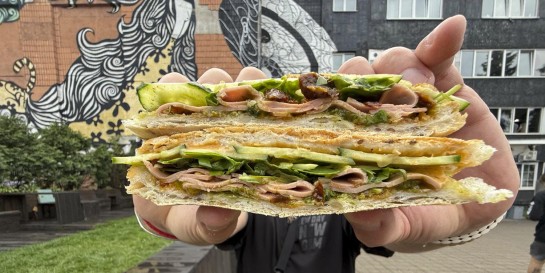 Где в Минске самый вкусный сэндвич и сколько он должен стоить. Разрезал семь сэндвичей и посмотрел что внтури