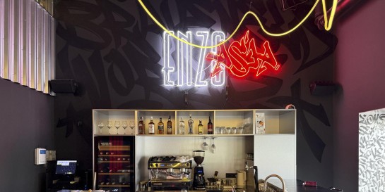 Кафе «Энзо» вернули с того света при помощи молотка, вьетнамских супов и китайской жареной курицы с рисом