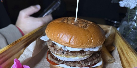 Проверяем на годность заведения Вилейки по совету читателей: где вкусный кофе, бургер в парке и суши из киоска