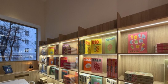 Что я ем в кофейне «Маркс». Тестим новое заведение кофейно-книжной сети на Козлова