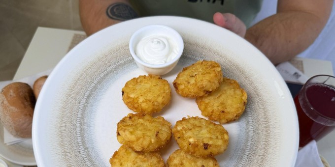 Сколько нужно зажать в кулачке на обед в новом ресторанном комплексе «Гостиный» рядом с Лошицким парком