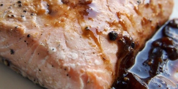 Блюдо месяца на кокобай: Запеченная в меду форель